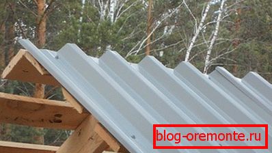Dvukhskatny streh iz blagovne znamke NS-35