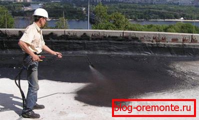 Pršenje betonske osnove bitumenske mastike