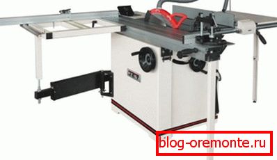 Stroj za rezanje preprostega in laminiranega materiala