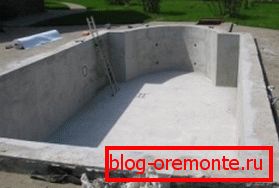 Bazen, zlijemo z betonom B20 Bazen, zlijemo z betonom B20