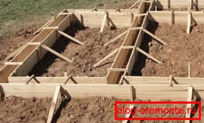 Nemogoče je dobiti gladko podlago brez oplaščenja. Nemogoče je dobiti gladko podlago brez oplaščenja.