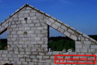 Bloke je enostavno rezati, jim ni težko dati oblike, ki je potrebna (na fotografiji) Bloke je enostavno rezati, jim ni težko dati oblike, ki je potrebna (na fotografiji)