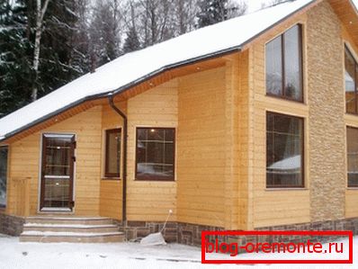 Bar v obliki hiše: naravni in zanesljivi material Bar v obliki hiše: naravni in zanesljivi material