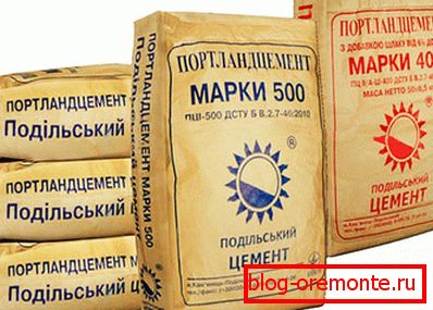 Cement različnih blagovnih znamk
