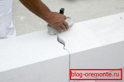 Za izgradnjo hiše v času - zelo pomembno je upoštevati vse nianse delovnega procesa, zlasti za štetje gradbenih materialov Za izgradnjo hiše v času - zelo pomembno je upoštevati vse nianse delovnega procesa, zlasti za štetje gradbenih materialov