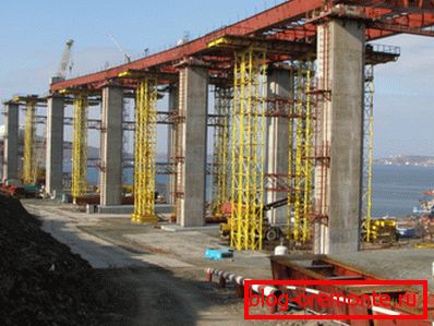Za takšne strukture, kot je na sliki, uporabljamo samo zelo težek beton.
