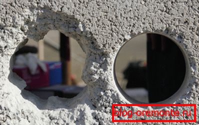 Za postavitev komunikacijskih linij skozi streho uporabite diamantno vrtanje lukenj v betonu.