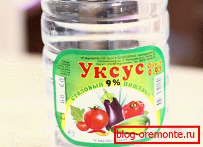 Dodajte kis v vodo