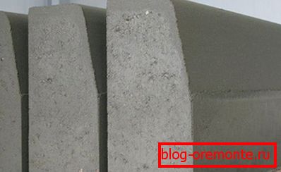 Peščene betonske robnike