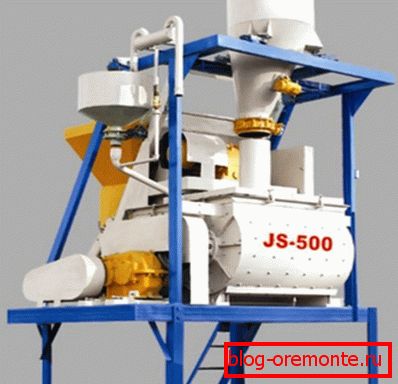 Dispenser komponentni obrazni polnila beton. Dispenser komponentni obrazni polnila beton.