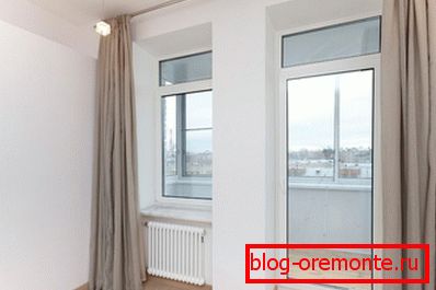 Vrata v ložo z gluhim transom Vrata v ložo z gluhim transom