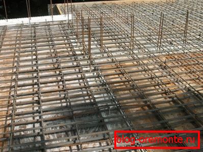 Fotografija rebar z oplaščenjem Fotografija rebar z oplaščenjem