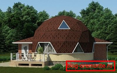 Fotografije hiše s kupolasto streho Fotografije hiše s kupolasto streho