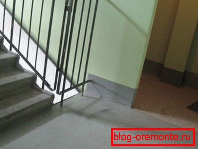 Gladka površina betona ni na etiketi. Gladka površina betona ni na etiketi.