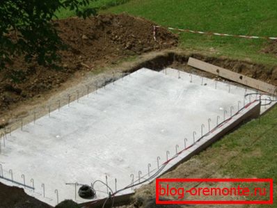 Pripravljena monolitna plošča Pripravljena monolitna plošča