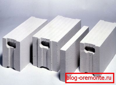 Modularni moduli so izdelani z žlebovi (na sliki), ki olajšajo namestitev Modularni moduli so izdelani z žlebovi (na sliki), ki olajšajo namestitev