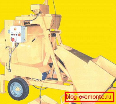 Gravitacijski mešalnik s pladnjem Gravitacijski mešalnik s pladnjem