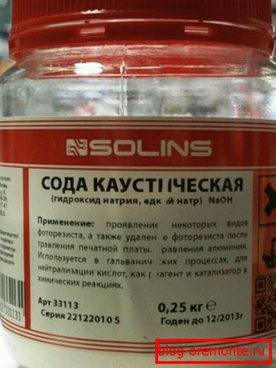 Kavstična soda Kavstična soda