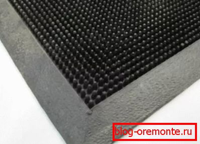 Brush mat Brush mat
