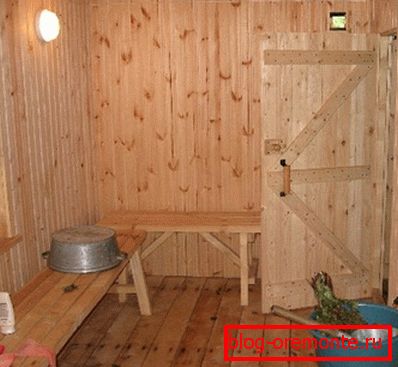 Samo-čiščenje pralnega stroja, ki ga je opravil eden od domačih obrtnikov Samo-čiščenje pralnega stroja, ki ga je opravil eden od domačih obrtnikov