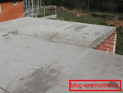 Stropi iz betona: vgradnja tal, montaža opažev, ojačitev,