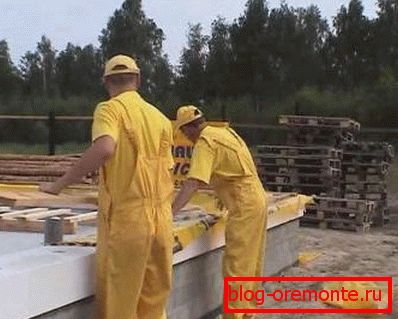Vgradnja tesnilne izolacije z izolacijo v kleti pred polaganjem Vgradnja tesnilne izolacije z izolacijo v kleti pred polaganjem