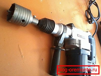 Na fotografsko-karbidni kroni na udaru