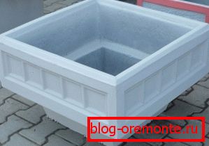 Na fotografiji - konkretna oblika za rastline Na fotografiji - konkretna oblika za rastline