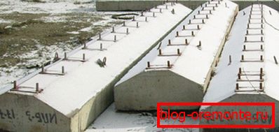 Na fotografiji: podpora žerjava je zelo zanesljiva. Na fotografiji: podpora žerjava je zelo zanesljiva.