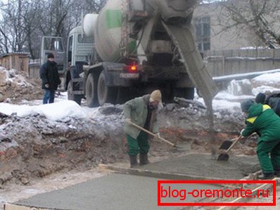V prehladu se moti proces naravne hidracije cementa. V prehladu se moti proces naravne hidracije cementa.