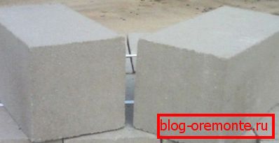 Majhni betonski bloki 20x20x40 za podlago Majhni betonski bloki 20x20x40 za podlago