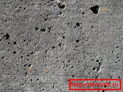 Neenotna betonska površina Neenotna betonska površina