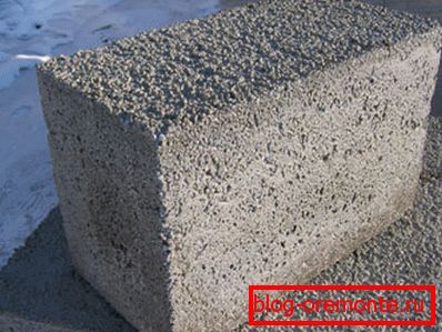 Porozni materiali z zadostno gostoto lahko delujejo kot nosilne strukture. Porozni materiali z zadostno gostoto lahko delujejo kot nosilne strukture.