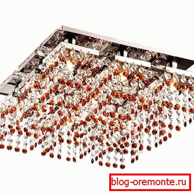 Stropni lestenec za dnevno sobo Stropni lestenec za dnevno sobo