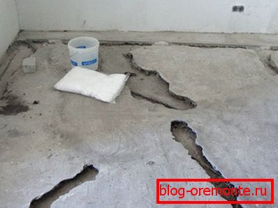 Poškodovan estrih
