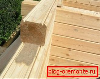Primer zidarske stene njihovega profiliranega materiala Primer zidarske stene njihovega profiliranega materiala