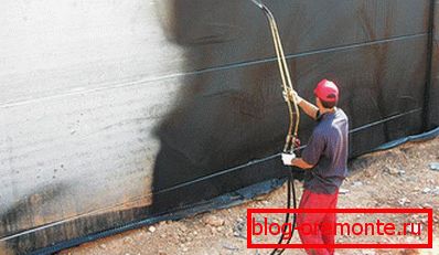Primer nanašanja na končano konstrukcijo penetratnega materiala za zaščito pred vlago Primer nanašanja na končano konstrukcijo penetratnega materiala za zaščito pred vlago