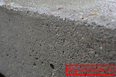 Robusten in funkcionalen beton, povezan z oznako B 25 Robusten in funkcionalen beton, povezan z oznako B 25
