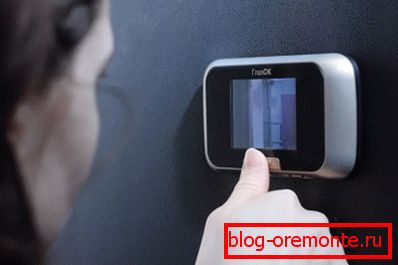 Oglejte si video Oglejte si video