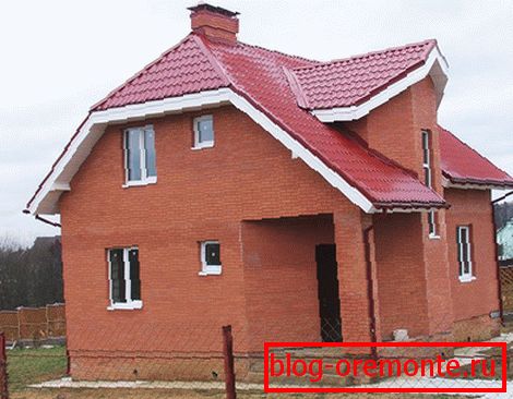 Rekonstrukcija opečne zgradbe