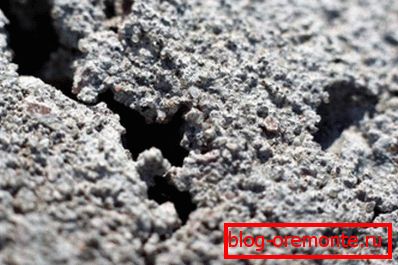 Rezultat betonskega utrjevanja v ne-idealnih pogojih Rezultat betonskega utrjevanja v ne-idealnih pogojih
