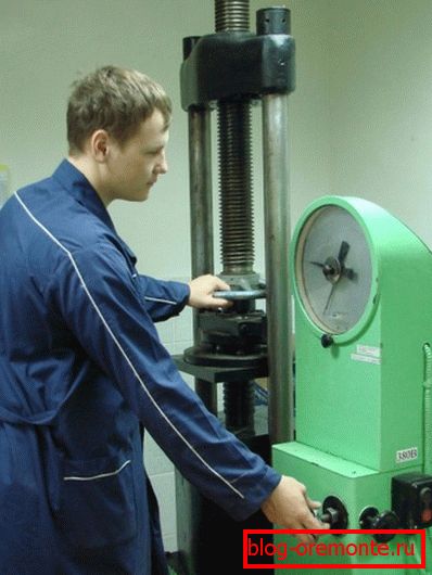 Rezultati preizkušanja takšnih materialov so dvoumni, saj je način polaganja lahko drugačen, kar vpliva na končni rezultat. Rezultati preizkušanja takšnih materialov so dvoumni, saj je način polaganja lahko drugačen, kar vpliva na končni rezultat.