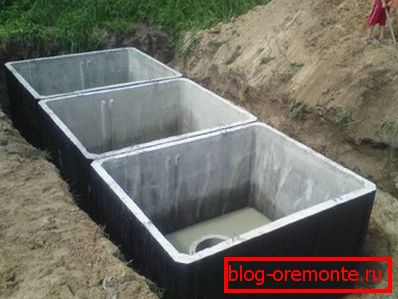 Konstrukcija trosmerne betonske septične jame. Konstrukcija trosmerne betonske septične jame.