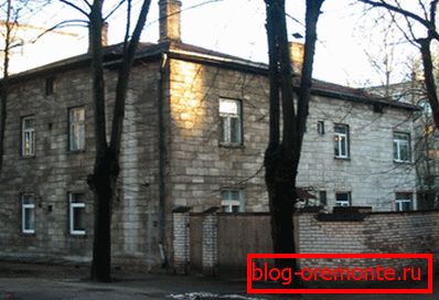 To je nepremazana fasada celičnega betona. To je nepremazana fasada celičnega betona.