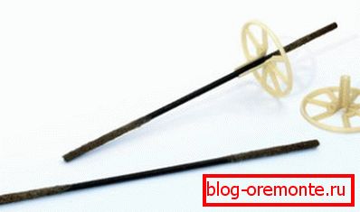 Tako so videti plastične vezice s sponkami za izolacijo. Tako so videti plastične vezice s sponkami za izolacijo.