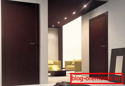 Barva Wenge v notranjosti sobe Barva Wenge v notranjosti sobe