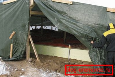 Nadstrešnica za montažo za monolitna betonska dela. Nadstrešnica za montažo za monolitna betonska dela.
