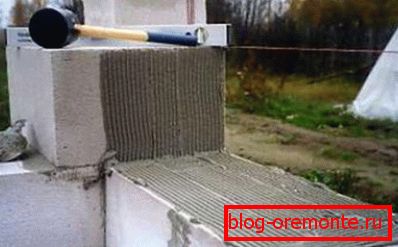 Polaganje pene blokov Polaganje pene blokov