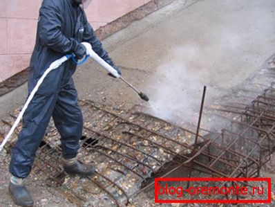 Vlažilni material Vlažilni material