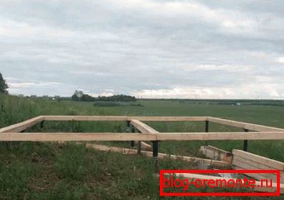 Vijačne pilote z lesenim rešetko Vijačne pilote z lesenim rešetko